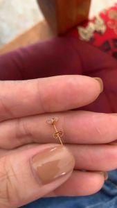 1 chiếc nụ tai vt cho nam nữ cỡ đá 2.5mm3mm4mm5mm đá trắng có chốt ren