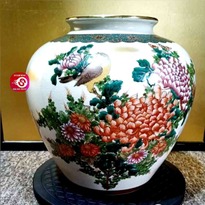 JAPANESE KUTANI CRACKLE GLAZE PORCELAIN FLORAL VASE • JAPAN SURPLUS