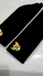 Set Topi Peci Kopiah Songkok Paskib Paskibra Petugas Upacara Pin Garuda 3cm Putra Putri Seragam Sekolah