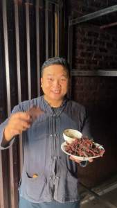 Thịt trâu gác bếp Tây Bắc TV được làm từ thịt tươi 100% đạt điều kiện an toàn vệ sinh thực phẩm gói 500g