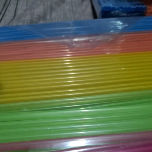 sedotan Plastik Pelangi