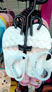 sendal sepatu anak perempuansandal jelly karet importsendal kepang