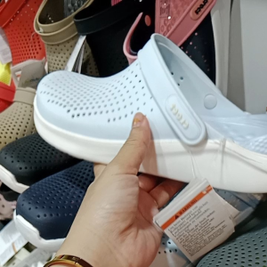 Crocs Literide รองเท้า หลักซุ้อนเพื่อใช้กับแท้ รองเท้าหัวโต รองเท้าลำลอง มาใหม่ในสุดฮิต