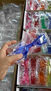 ยกโหล12ชิ้น💦แว่นตา กันน้ำ กันฝุ่นละอ่องเข้าตา สีใสสวย จอใหญ่ ของเล่นสะสม ใส่เล่นสงกรานต์ แว่นสงกรานต์