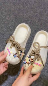 Sepatu tali Sansal LABUBU Cream Sandal Anak Perepuan Fashion Trendy Terbaru
