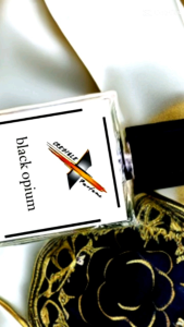 Parfum Wanita Wangi Tahan Lama oleh CredibleX