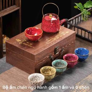 Bộ ấm chén ngũ hành đầy đủ cả bộ hộp quà gỗ xịn đẹp huydecor