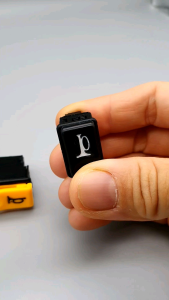 สวิทซ์ เปิด ปิด แตร สตราด์ สำหรับรถมอไซด์