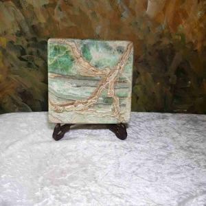 1.22 kg Natural (no heat no dye) Onyx display/mat [Natural crystal]