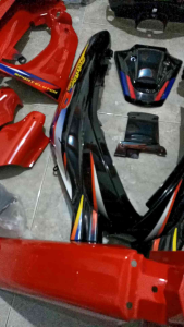 Cover Body Fullset Halus Kasar Suzuki Satria R Lumba 2Tak Warna Merah Hitam