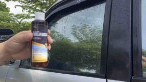 BRIGHT CHEM Glass Polishing Compound /w Anti-Rain Zero Acid Formula