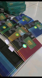 SARUNG BHS COSMO K26 PPT MOTIF SALUR DAN KOTAK SARUNG PRIA BHS COSMO