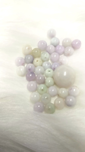 Natural jadeite ASLI jadeite (tahan lasak) Natural Burmese jade   翡翠 (Myanmar jade)  beans 6mm+++ limited stock