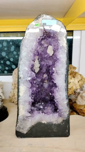 Natural High Gred Brazil Amethyst Cave Ornament