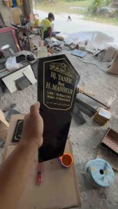 Nisan granit ukir tinggal tancap murah