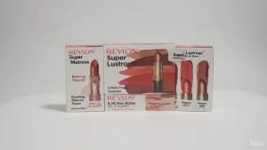 Revlon Super Lustrous™ Lip Cube