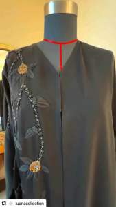 Beautiful Black Abaya from Dubai with Elegant Embroidery and Zipper Closure