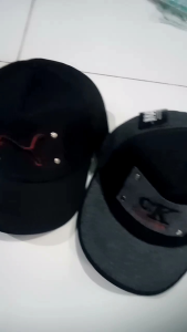 TOPI LIDAH PENDEK STEL RELL PENCET GESER