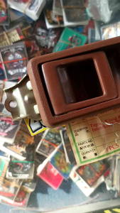 Handle bukaan pintu Kijang Toyota KF40 KF50 bagian dalam