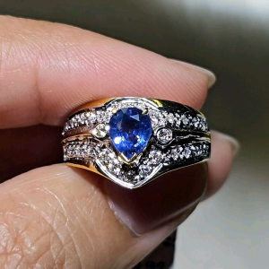 แหวนไพลิน เพชรแท้ ทองแท้