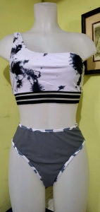 SALE!!! STYLISH BRAND NEW SWIM WEAR EXTRA LARGE WITH PADDINGS DOUBLE LININGS STRETCHABLE NYLON SPANDEX FABRIC