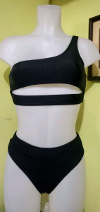 SALE!!! STYLISH BRAND NEW SWIM WEAR SMALL WITH PADDINGS DOUBLE LININGS STRETCHABLE NYLON SPANDEX FABRIC