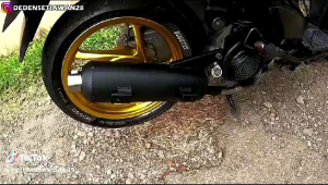 knalpot copy CMS suara adem bass ramah lingkungan  beat karbu Beat fi beat new beat strett  secopy old secopy new Vario karbu Vario 125/150 Mio sporty Mio j Mio  m3