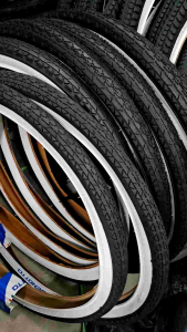 26x2.125 tires Whiteside 26x2.125 tire high quality and heavy duty interior one day shipping
