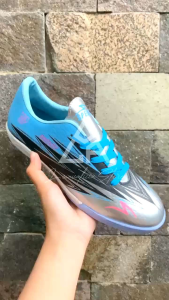 SEPAUT FUTSAL SPECS ACCELERATOR SILVER PUTIH BIRU MERAH PINK HITAM RAINBOW SNEAKERS KEKINIAN SEPATU OLAHRAGA TERBARU