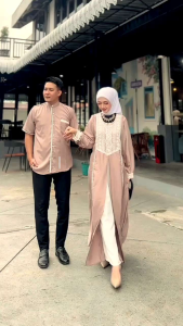 Couple / Sarimbit (1Gamis+1Kemeja) Couple Gamis Pasangan Muslim Kekinian Bahan Syakila Premium Mix Brukat Malika