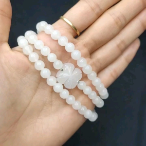 Chuỗi 3V Bạch Ngọkc Mix Cỏ 4 Lá Bạch Ngọkc Bi Ag - Phong Thủy TUDO