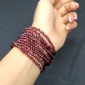 Chuỗi Nhí Quấn 10 Vòng Garrnet Ngọkc Hồng Lựu Cắt Giác Facet Móc Ag Freesize - Phong Thủy TUDO