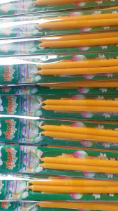 ชุดธูปเทียน(กลิ่นมะลิ) ทำบุญถวายพระ ชุดธูปเทียนใส่บาตร ( 10/ 20 ชุด)