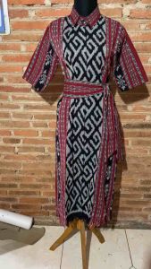 Dress Tenun Kekinian F01: Dress Tenun Modern untuk Acara Formal