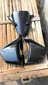 tameng dada depan dan leghsil depan kecil vario 160 karbon