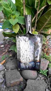 Sekrup Baja untuk Tanah Saluran Air Sawah