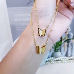 Kalung Kupu-Kupu Titanium 2 Layer 85aa