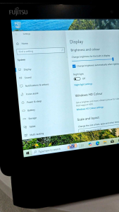 máy tính bảng mini Fujitsu arrows tap Q507. máy kèm bút+sac