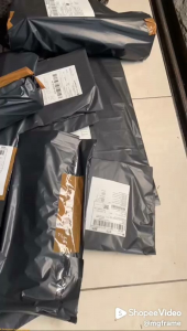 Kantong Plastik Polymailer / Plastik packing Baju / online shop / LDPE Hitam Glossy Murah Lem Perekat Tidak Mudah Sobek