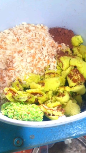 เหยื่อตกปลาหน้าดินสำเร็จรูปพร้อมตกสูตรจารย์หมาย ถุงละ 1 กิโลกรัม (จารย์หมายขายเอง)