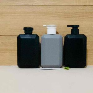 Chai lọ nhựa HDPE 350ml Màu Đen-Xám Ghi dáng vuông bo cạnh.Siêu đẹp có vòi nhấn đủ kiểuđủ loại.Đựng dầu gộisữa tắm…