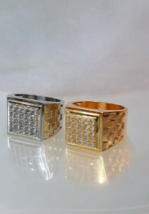 Cincin Titanium Berlian Lapis Kristal: Desain Elegan & Tahan Lama