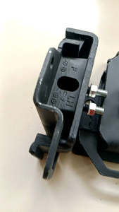 DUDUKAN MESIN ISUZU PANTHER 23 LH/ RH