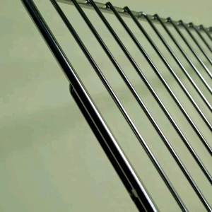 Vỉ nướng- phụ kiện lò nướng Hauswirt đủ kích cở. Nhận làm vỉ theo yêu cầu