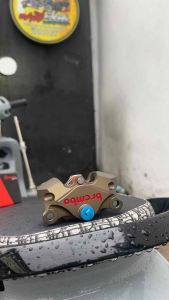 ปั้มด้วง1:1 ตัวเหมือนสุดตาราง 2POT ผ้าเบรคทองแดง เลเซอร์ใต้ปั้ม