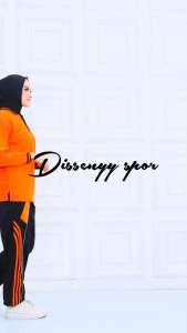 Setelan Olahraga Lakos Polo: Desain Stylish & Bahan Berkualitas