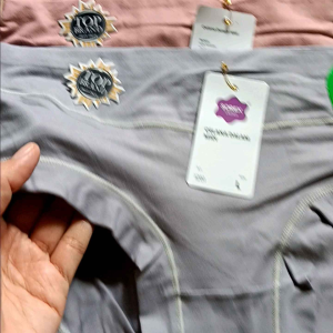 12 pcs CD SOREX 1251 SUPER SOFT CELANA DALAM WANITA SEAMLES