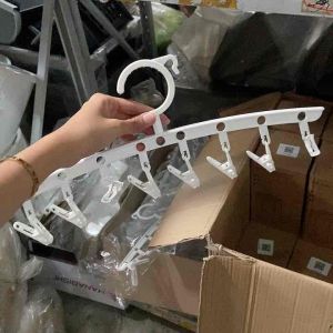 Plastic Empire 8-Clip Laundry Hanger Undergarment Socks Drying Rack Closet Laundry Organizer For Towel Baby Clothes