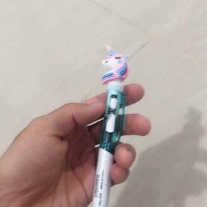 ปากกามีไฟ ปากกายูนิคอร์น ปากกาลูกลื่น