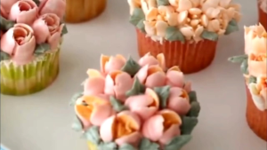 spuit kue rusia 7 pcs ( motif bunga tulip)